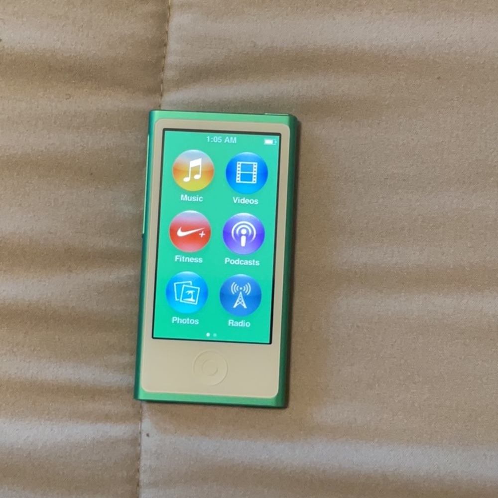 Apple iPod Nano 7th Generation